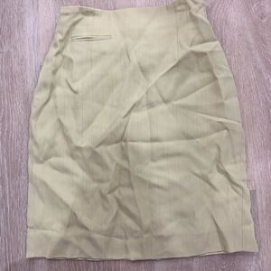 Dana Buchman Beige Pencil Skirt